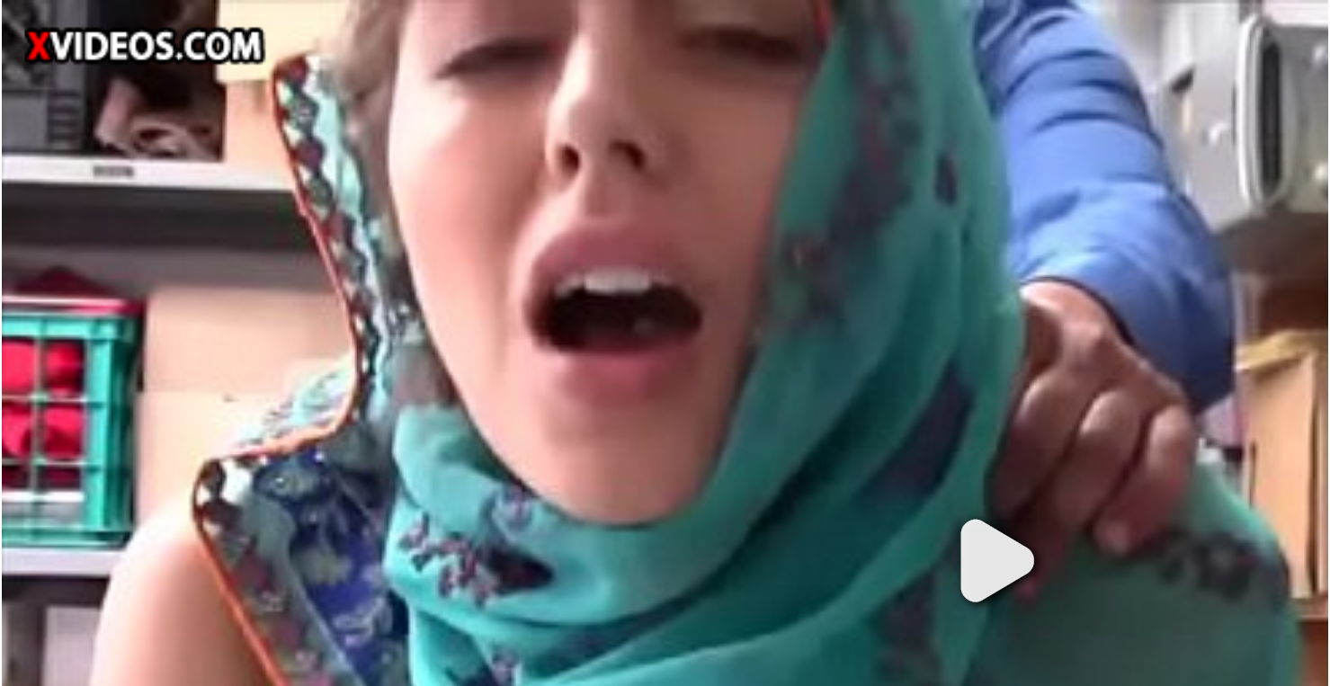 محرومه مصريه وهى بتاكل ينتصب زبر ابن زوجها ويغتصبها