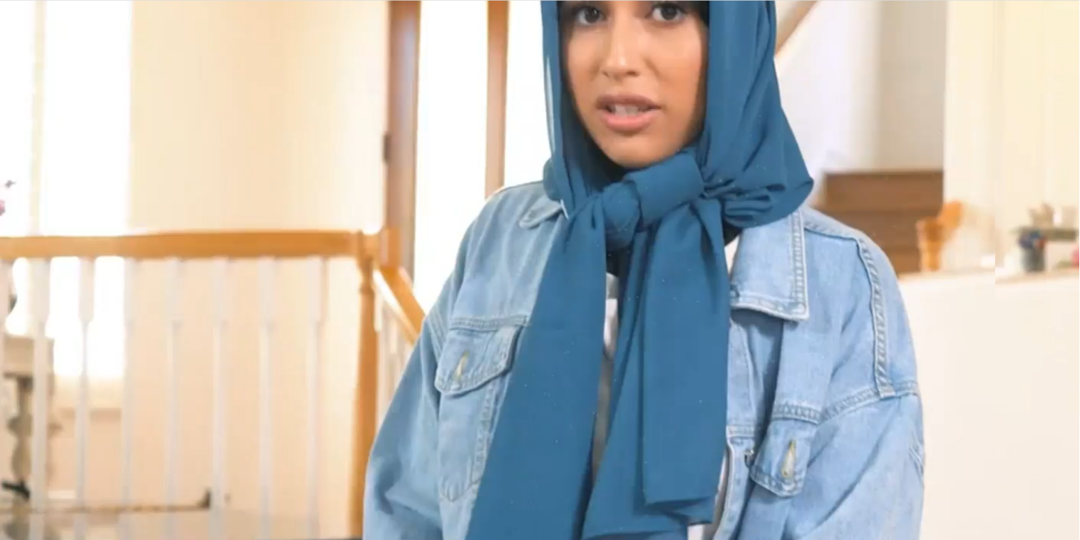 محجبة مع شاب