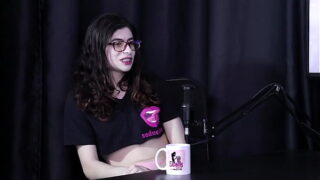 Como fazer sexo anal sem sentir dor, e sofria bullying na escola – Yumi Trap (Transsexual) (SHEER/RED)